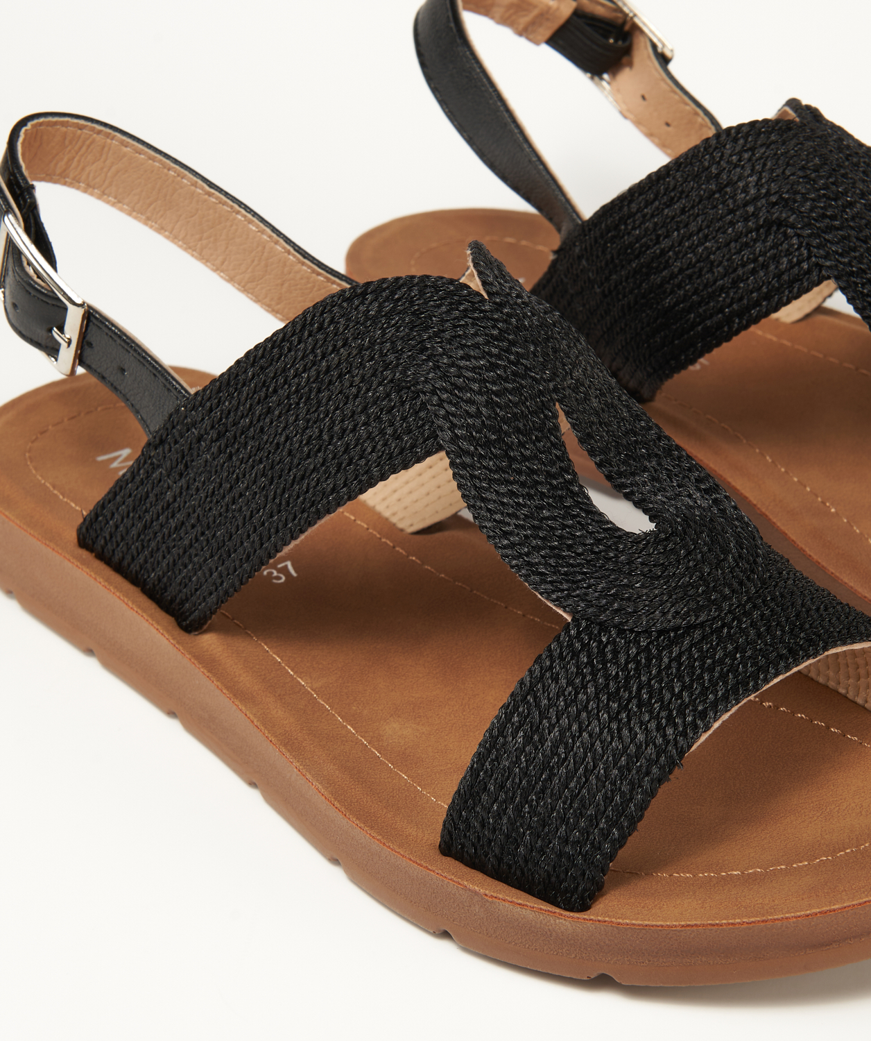 Sandalias planas multitrenzas image number null